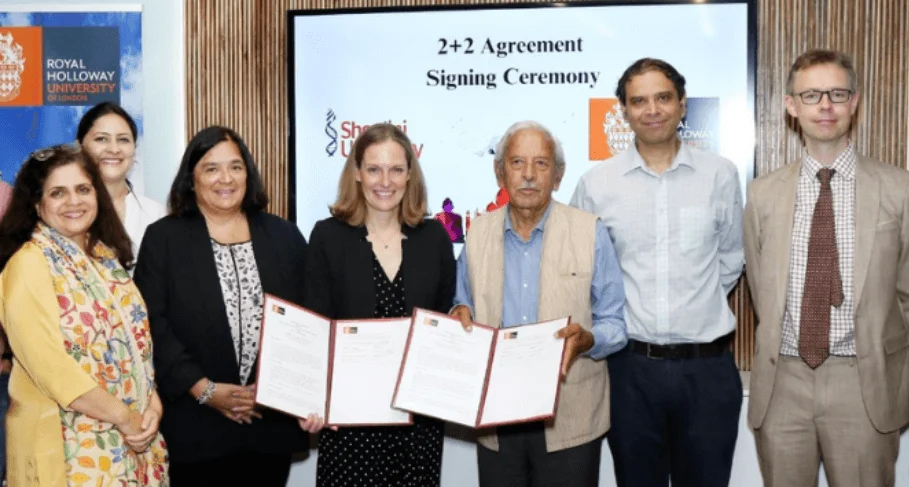 Shoolini University & Royal Holloway Collaborate for Smooth Academic Transition