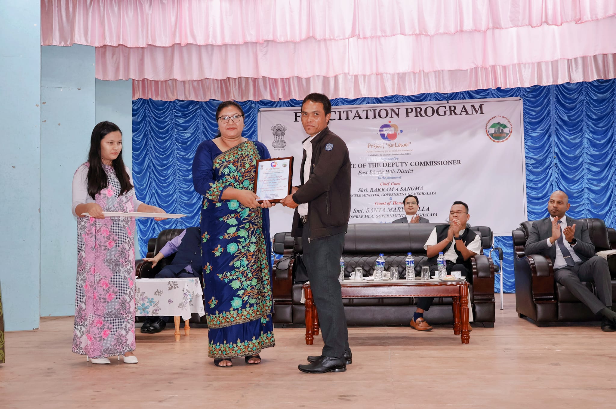 teacher felicitation programme for the sucess of project ka lawei and smart class usage